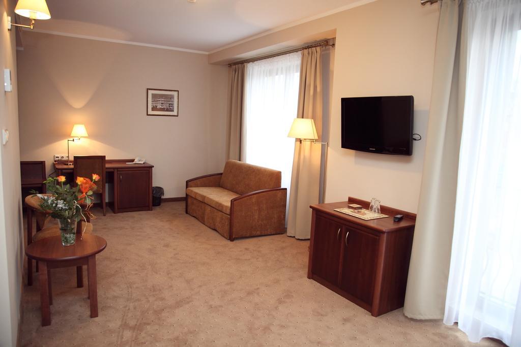 Hotel Pod Kluka Słupsk Quarto foto